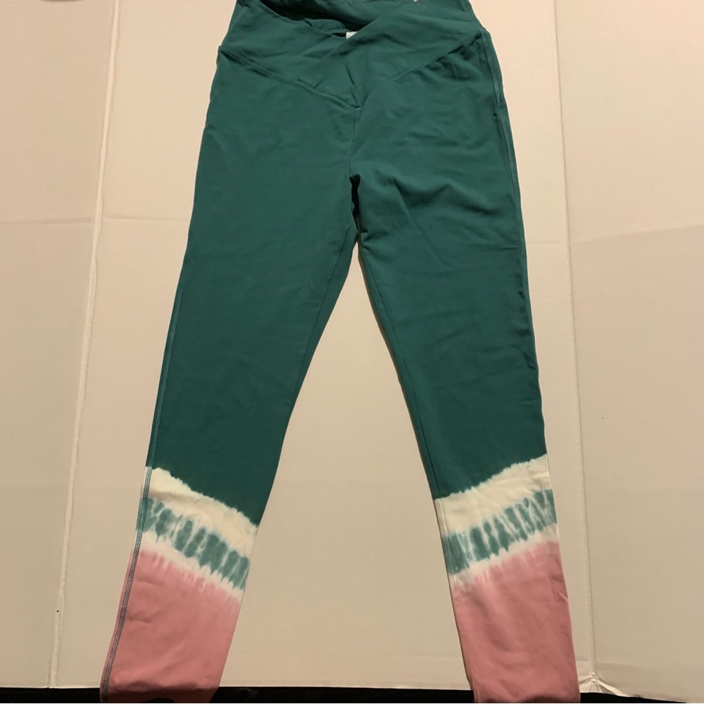 PINK by Victoria Secret Tie dye Legging Large pink and green (watermelon)